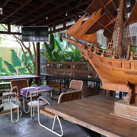 Nusantara Hotel Syariah Jepara Eksteriør billede